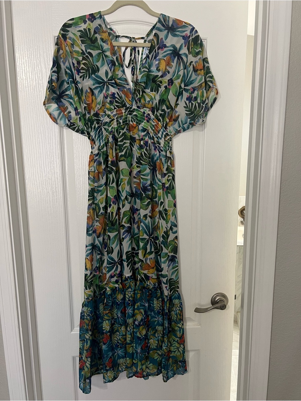 Tropical Leaf Print V-Neck Maxi Dress or bathing suit over up - Green Floral